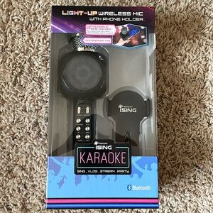 Light Up Wireless Mic with Phone Holder New